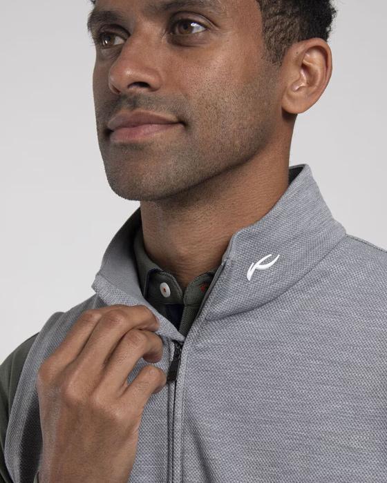 Men Essentials Half-Zip Vest
