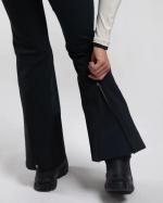 Women Core Embrace Pants